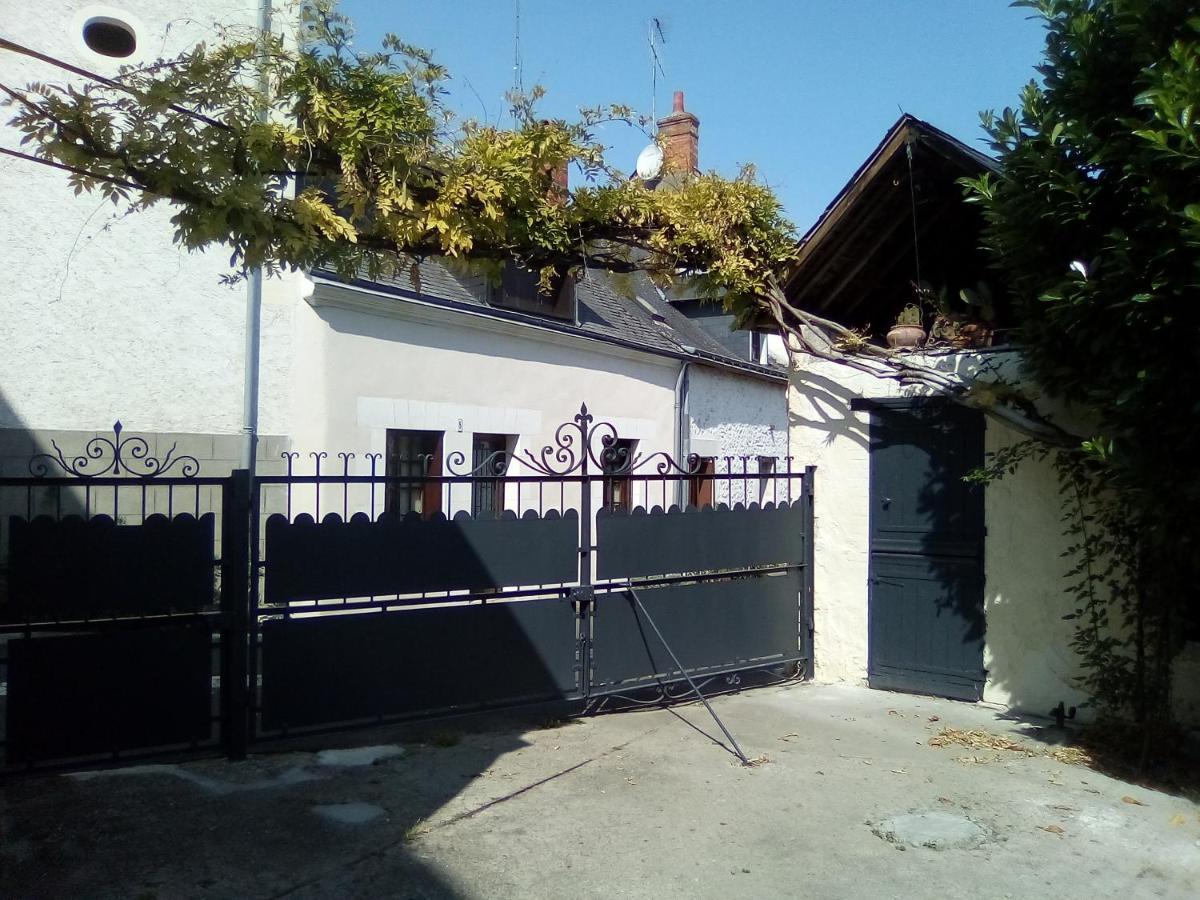 Escale Tourangelle Apartment Monts Екстериор снимка